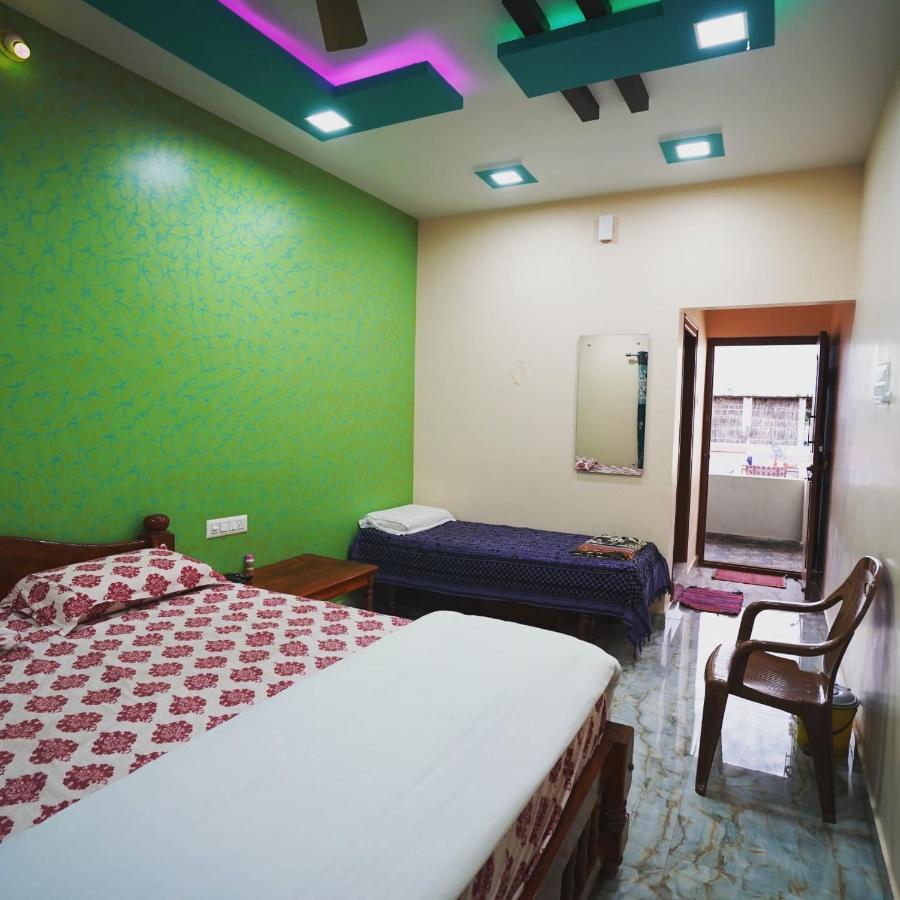 Akash Homestay Hampi Buitenkant foto