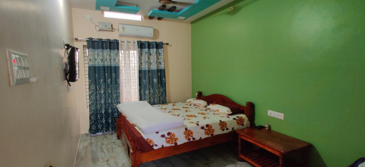 Akash Homestay Hampi Buitenkant foto