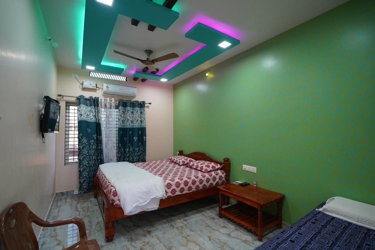 Akash Homestay Hampi Buitenkant foto
