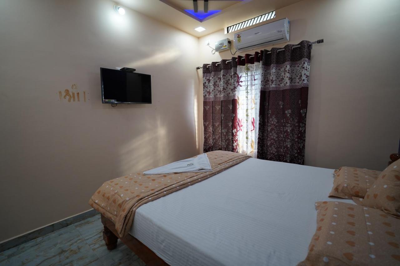 Akash Homestay Hampi Buitenkant foto