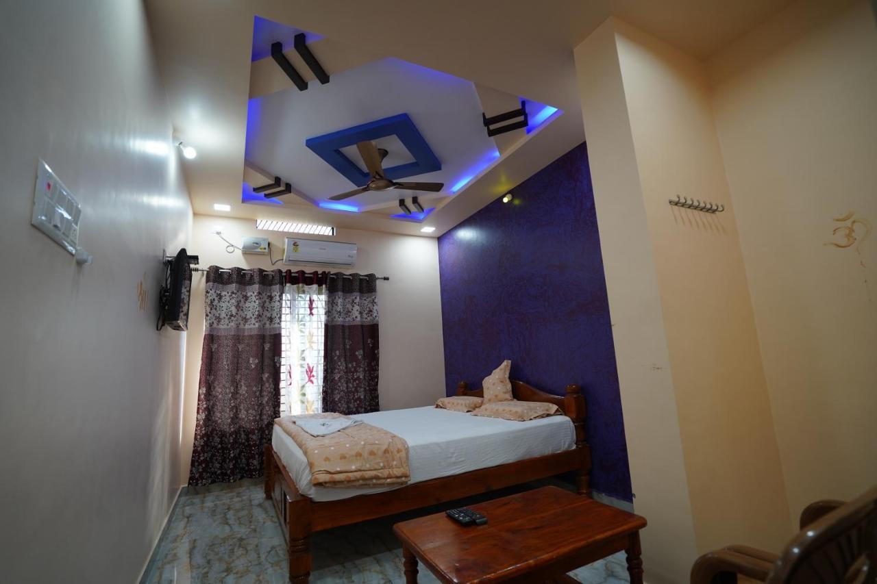 Akash Homestay Hampi Buitenkant foto