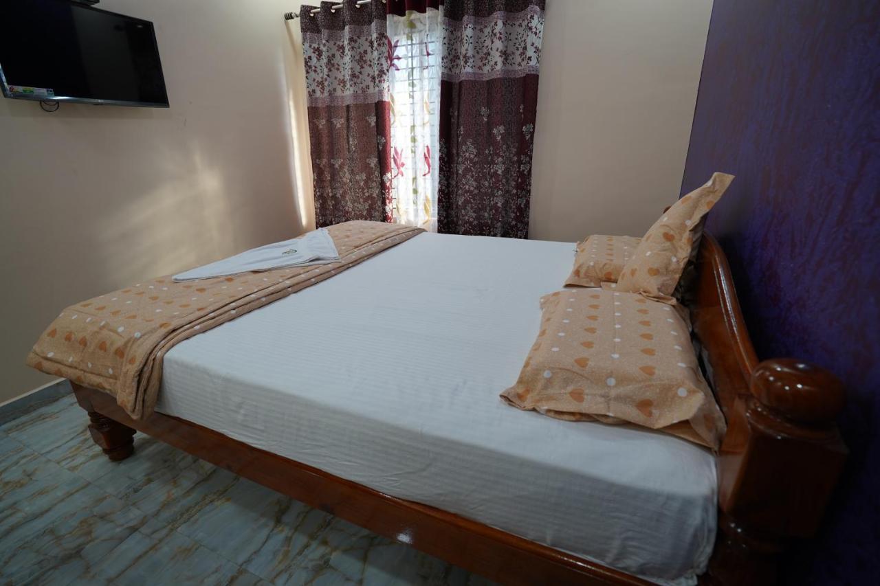 Akash Homestay Hampi Buitenkant foto