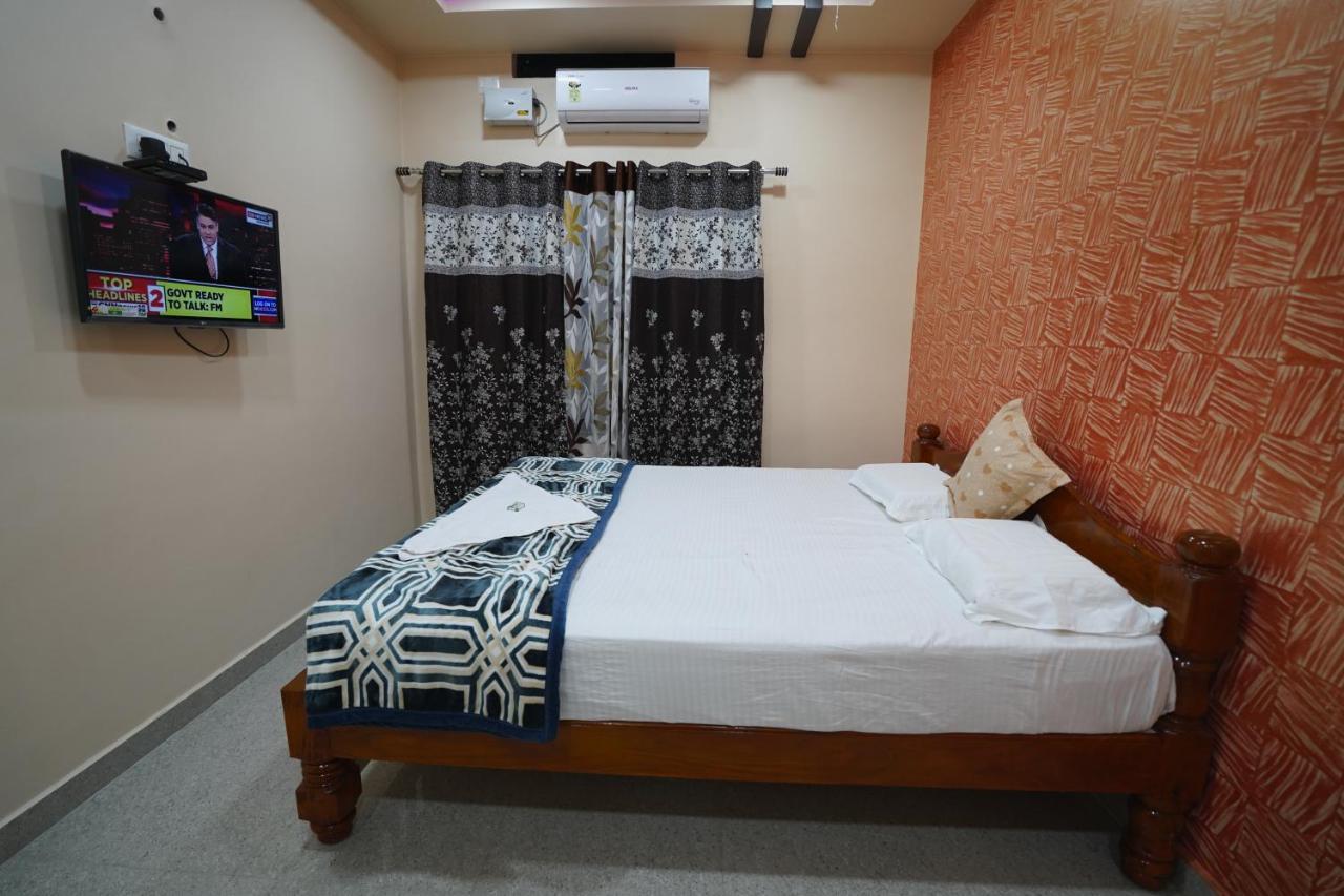 Akash Homestay Hampi Buitenkant foto