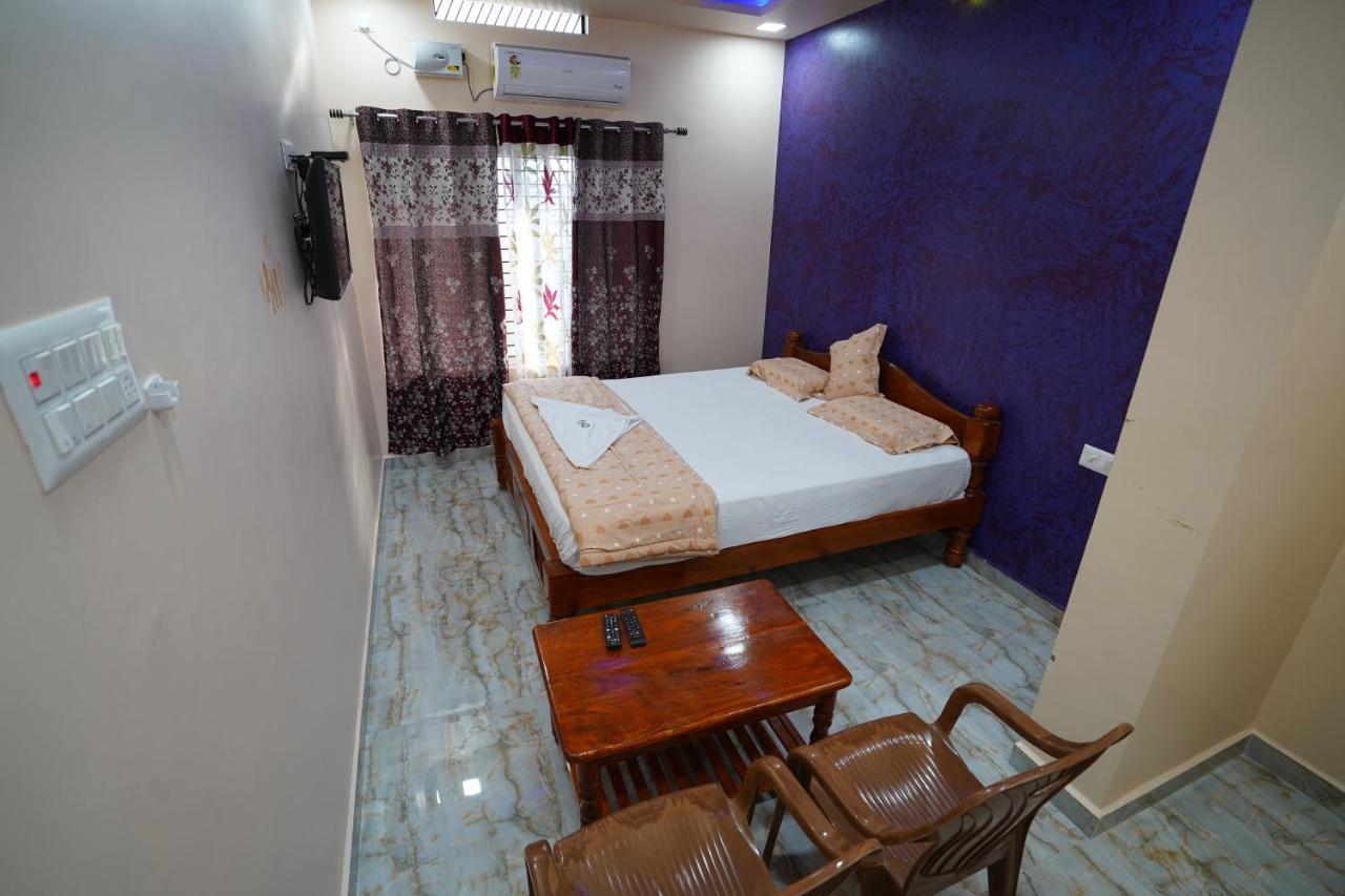 Akash Homestay Hampi Buitenkant foto