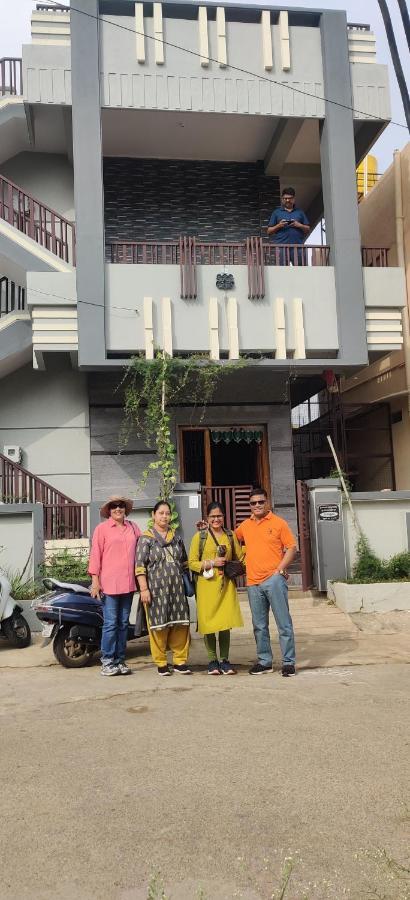 Akash Homestay Hampi Buitenkant foto